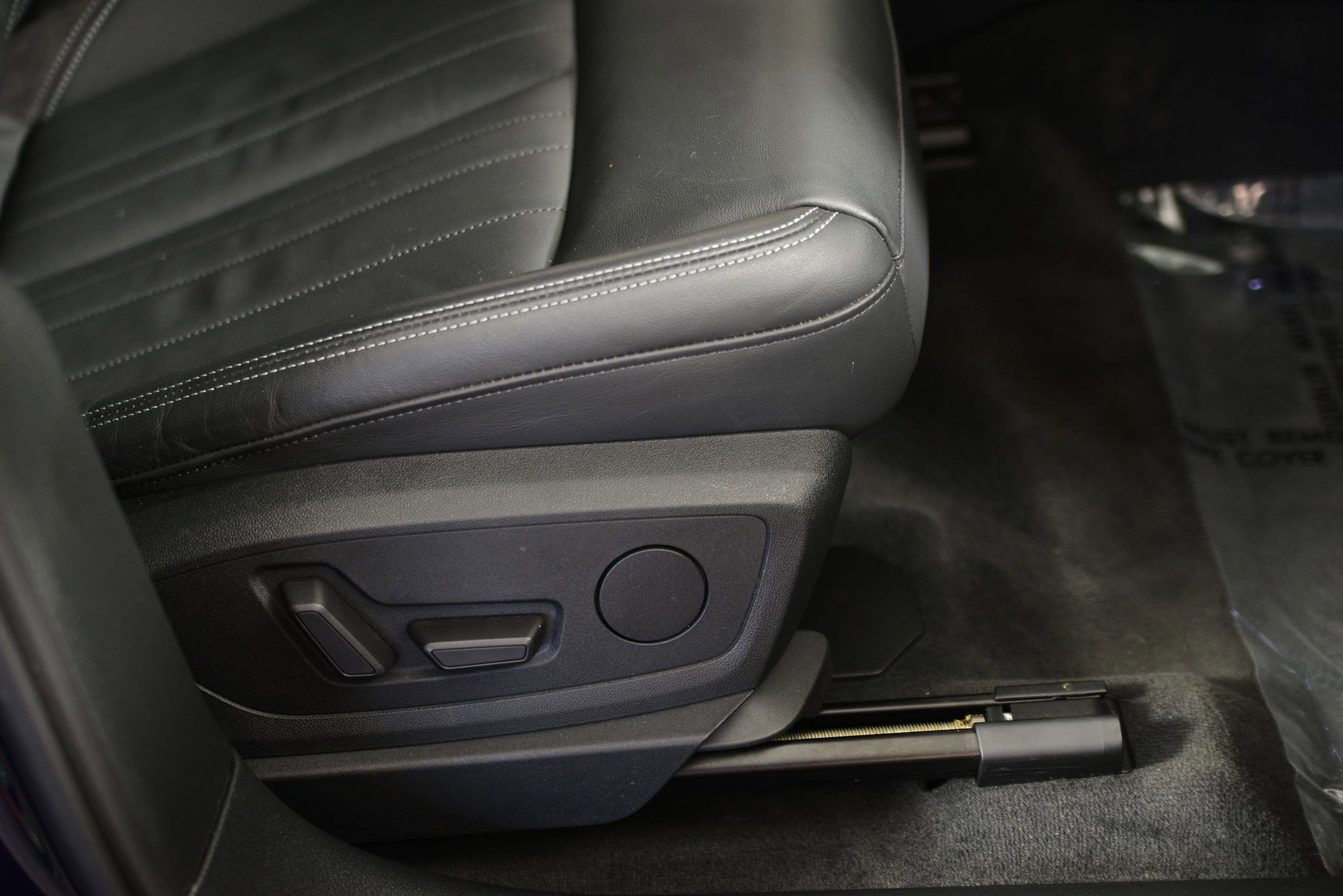 Certified 2021 Audi e-tron Premium image 10