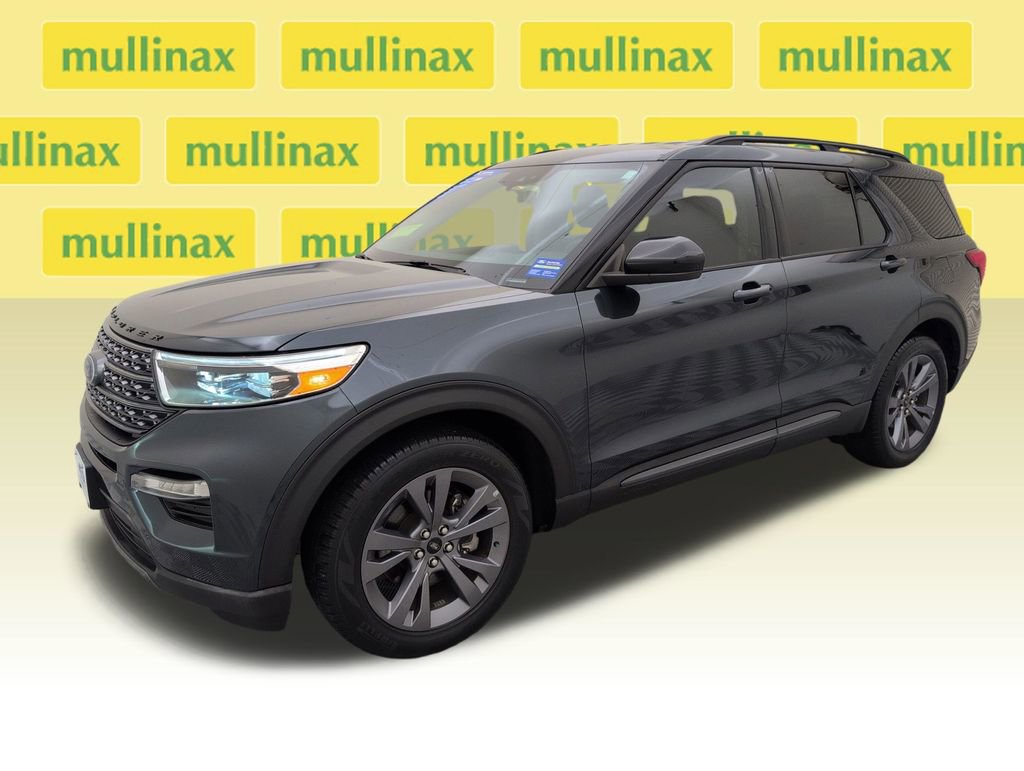 Certified 2022 Ford Explorer XLT w/ Equipment Group 202A image 10