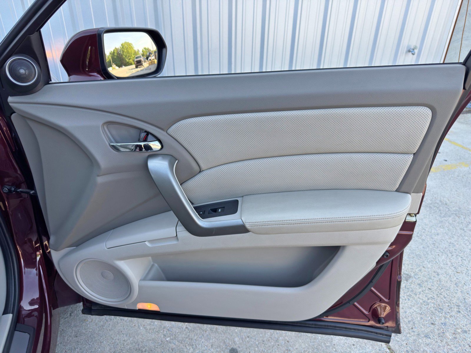 Used 2011 Acura RDX SH-AWD image 39