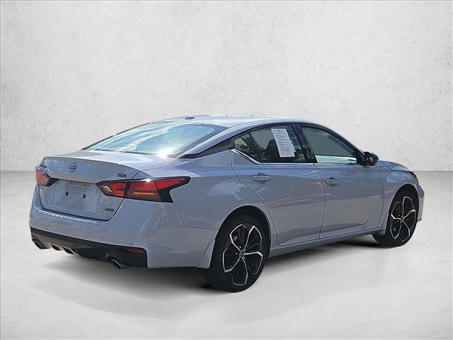 Used 2023 Nissan Altima 2.5 SR w/ SR Premium Package AWD/4WD image 5