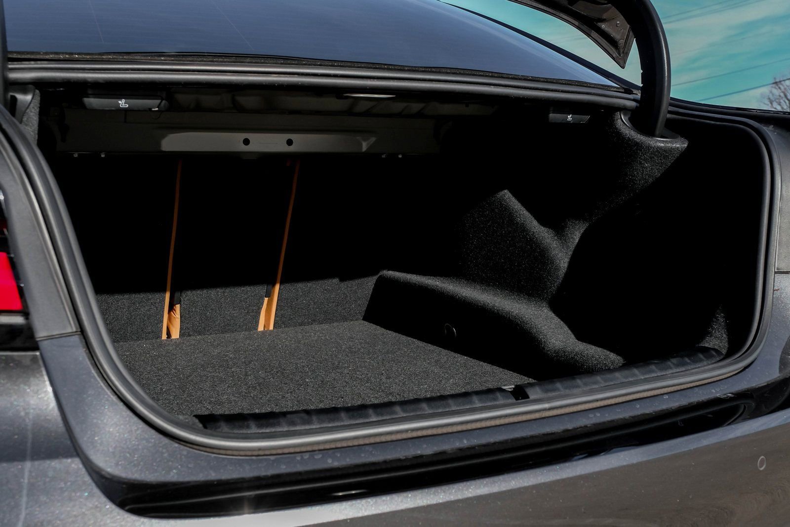 Used 2023 BMW 530i xDrive w/ Executive Package image 67