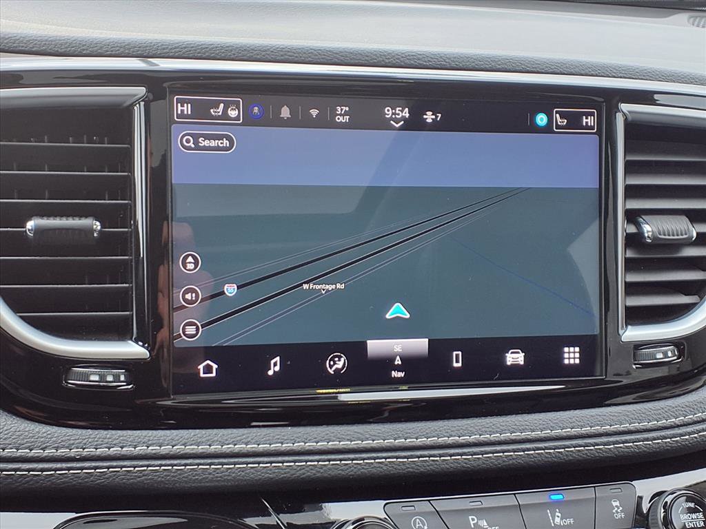 Used 2024 Chrysler Pacifica Limited image 7