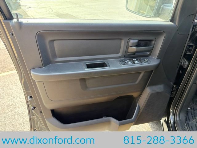 Used 2018 RAM 1500 Express AWD/4WD image 21
