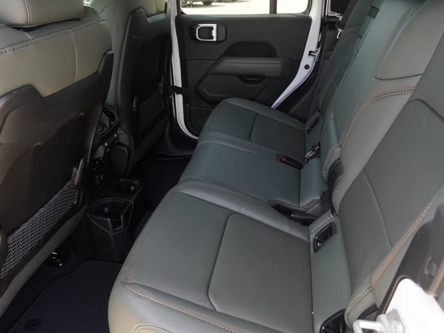 New 2026 Jeep Gladiator Mojave AWD/4WD image 12