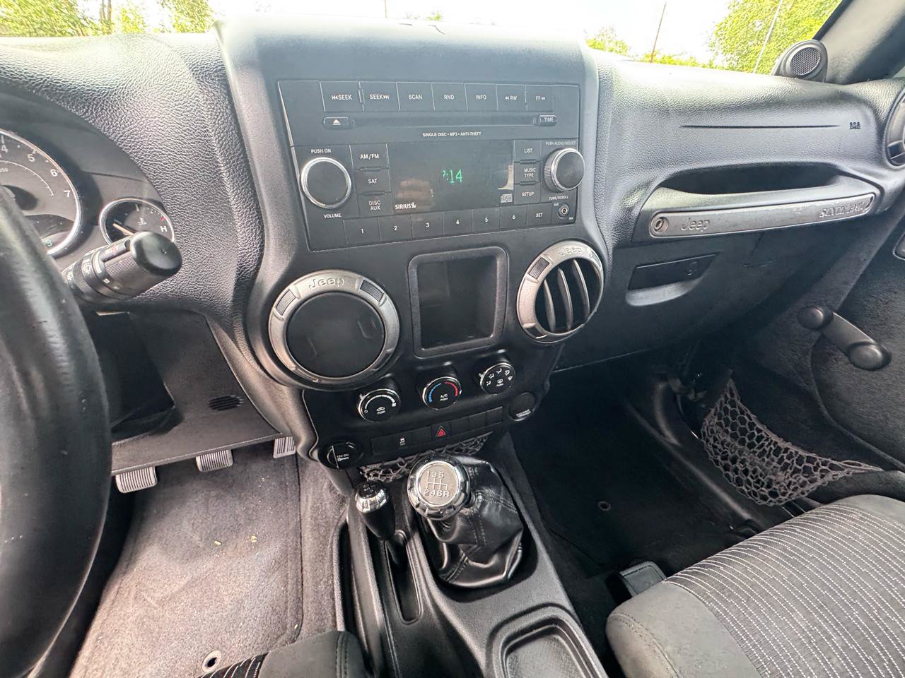 Used 2012 Jeep Wrangler Sport AWD/4WD image 15