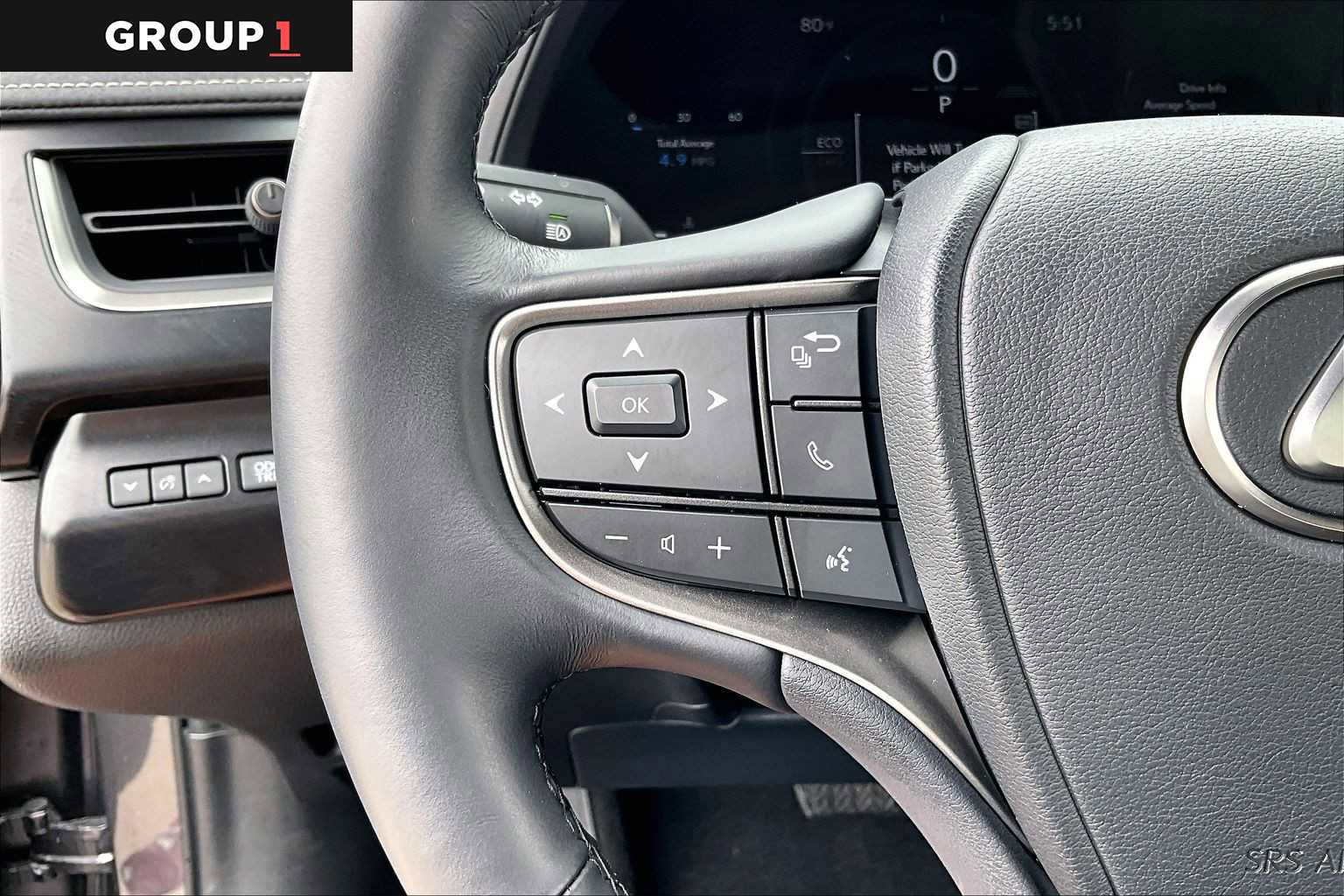 Certified 2025 Lexus UX 300h FWD w/ Accessory Package (Z1) image 21