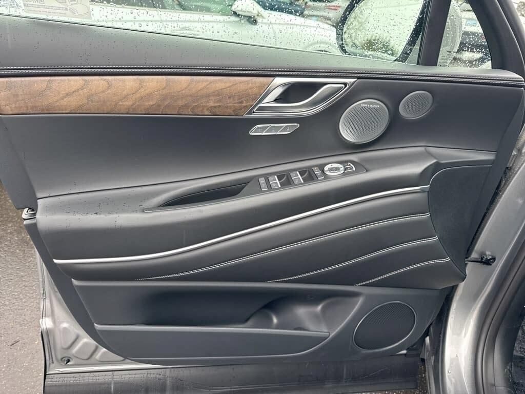 New 2026 Genesis GV80 2.5T Prestige AWD/4WD image 18