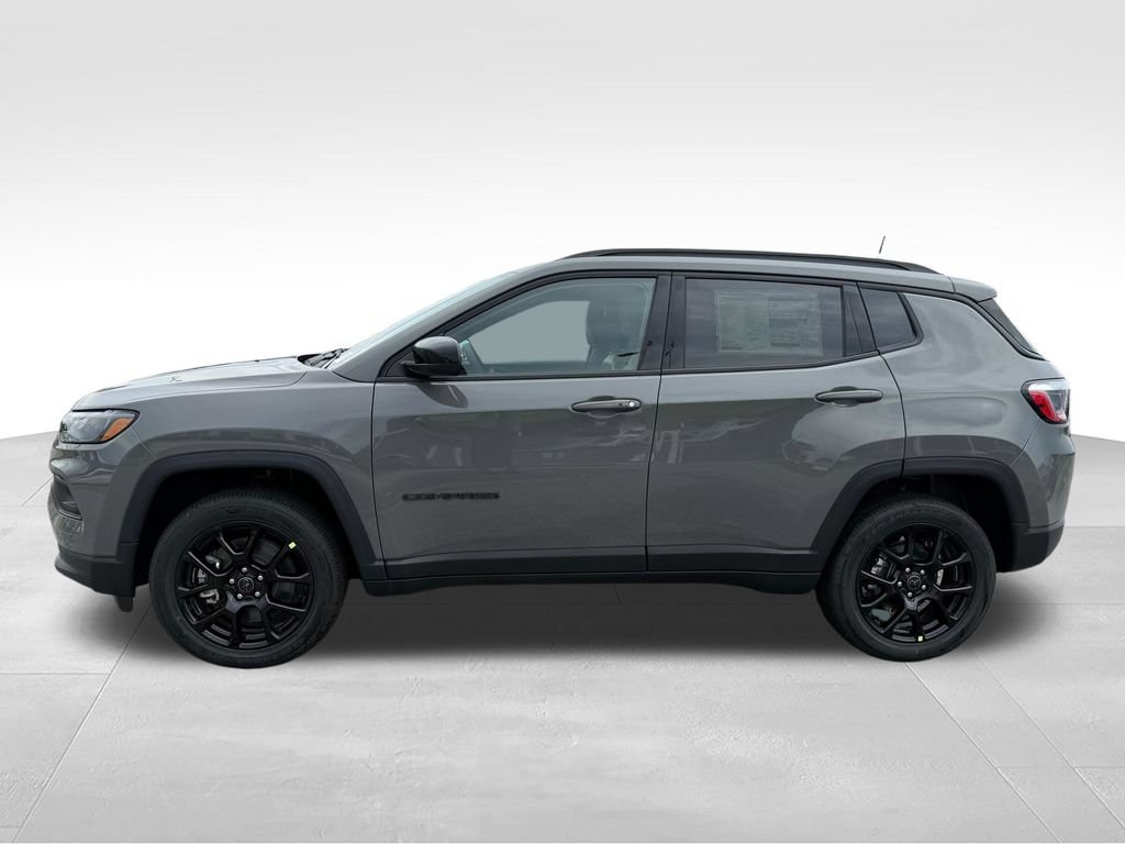 New 2026 Jeep Compass Latitude AWD/4WD image 2