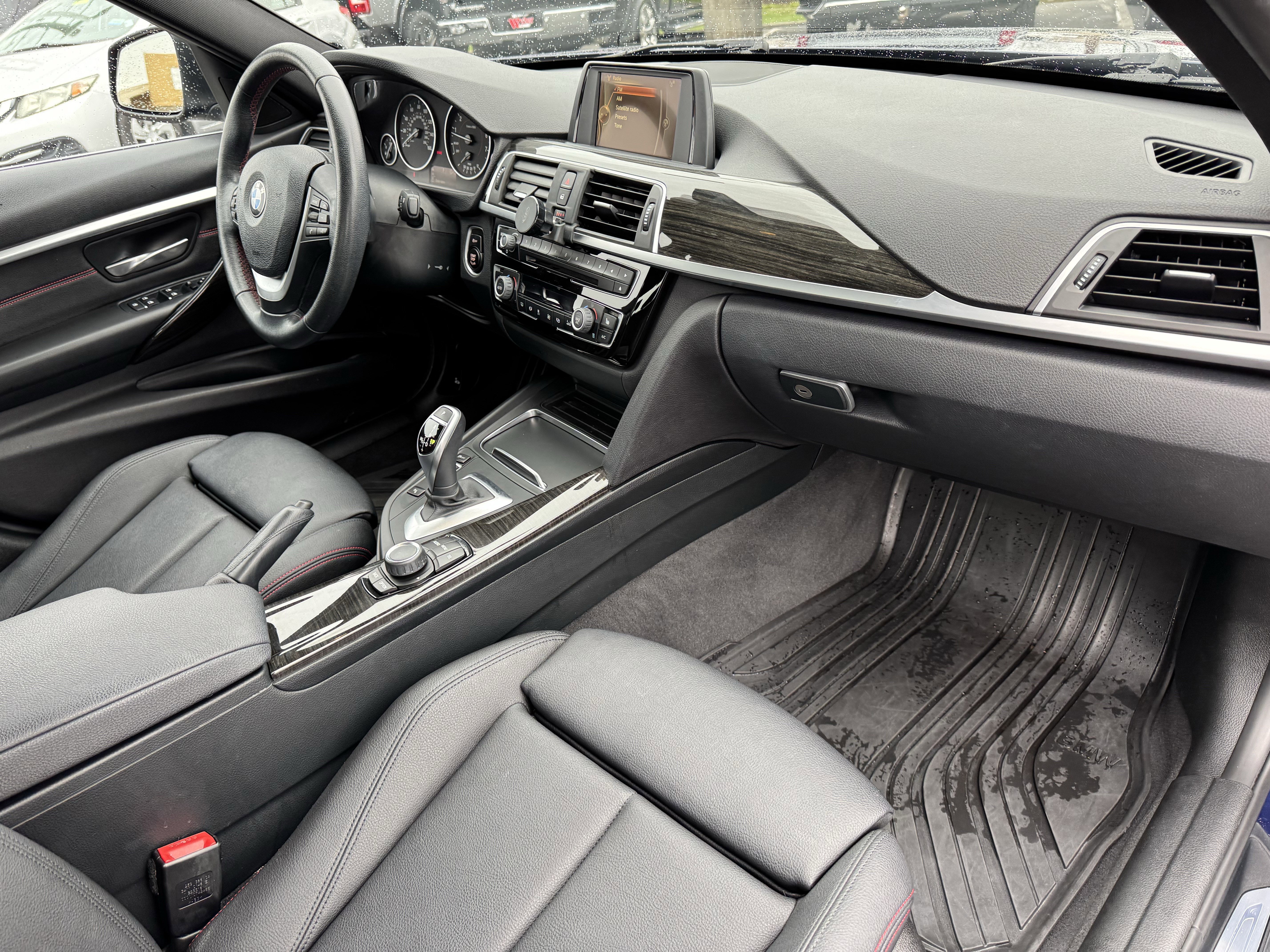 Used 2017 BMW 330i xDrive Sedan image 39