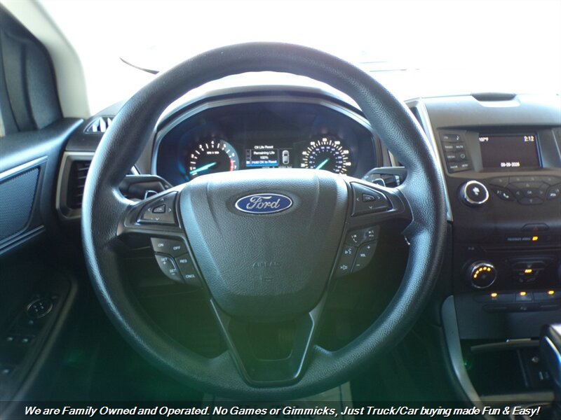 Used 2015 Ford Edge SE FWD image 14