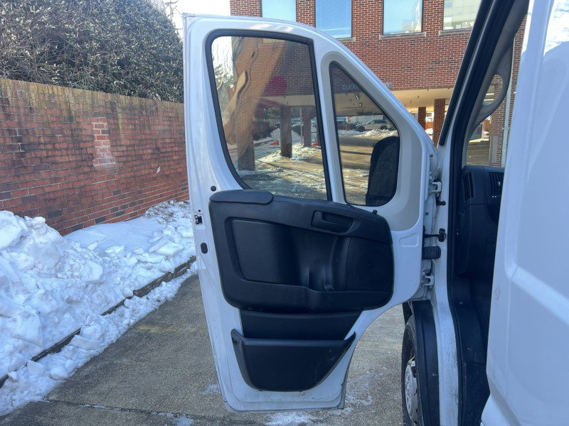 Used 2019 RAM ProMaster 2500 w/ Interior Convenience Group image 11