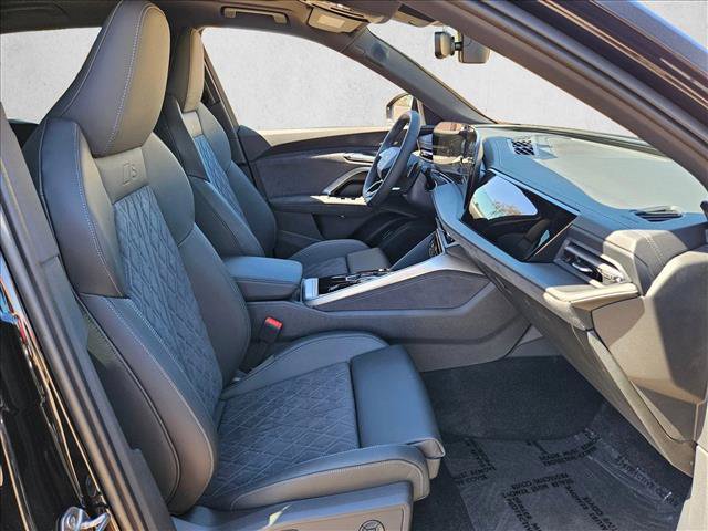 New 2026 Audi SQ5 Premium Plus AWD/4WD image 17