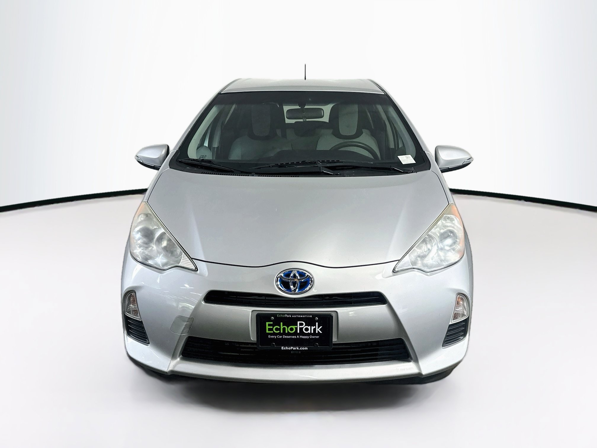 Used 2013 Toyota Prius C One FWD image 2
