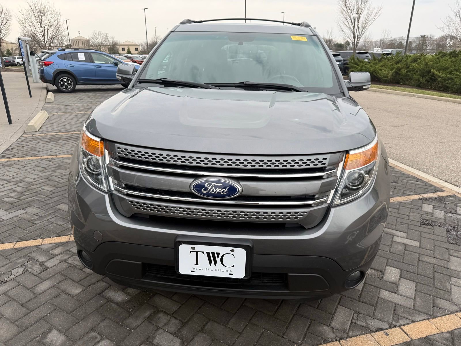 Used 2014 Ford Explorer Limited w/ Equipment Group 301A image 2