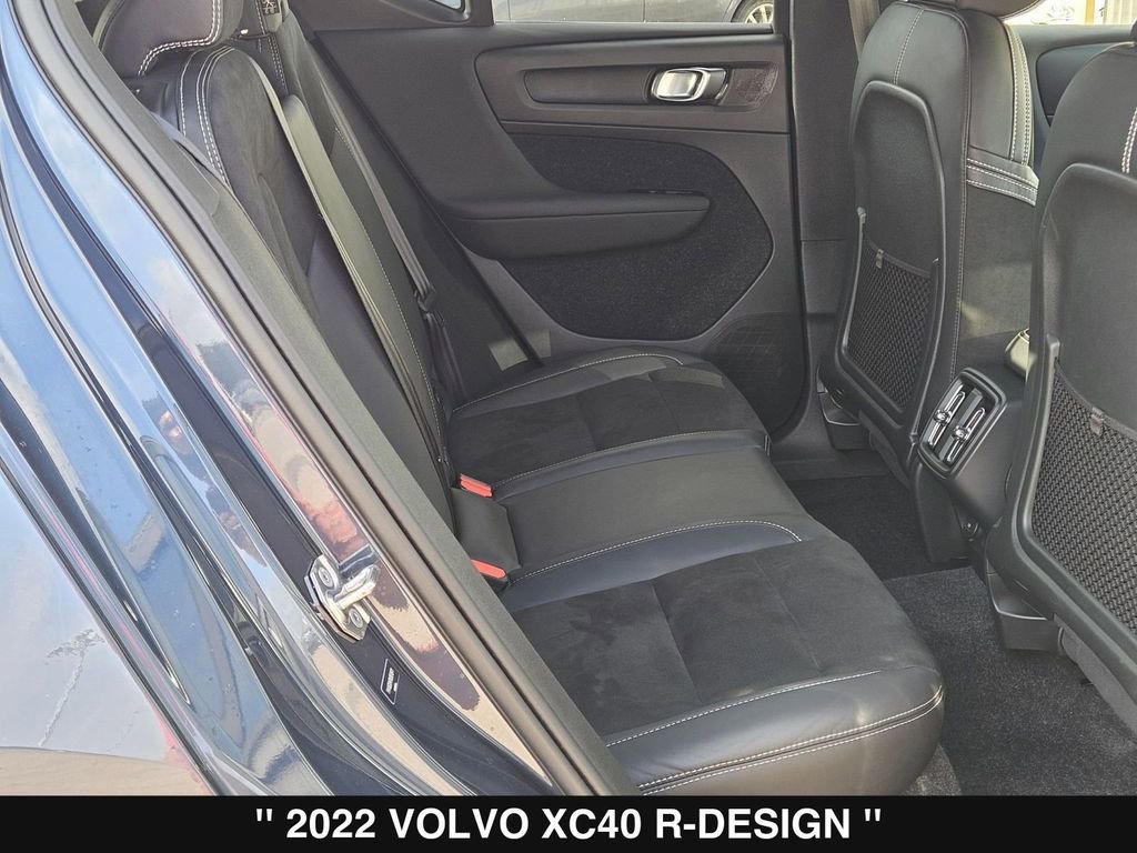 Used 2022 Volvo XC40 T5 R-Design w/ Climate Package image 26