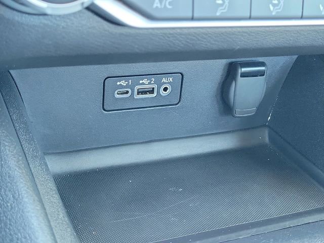 Used 2025 Nissan Altima 2.5 SV image 30