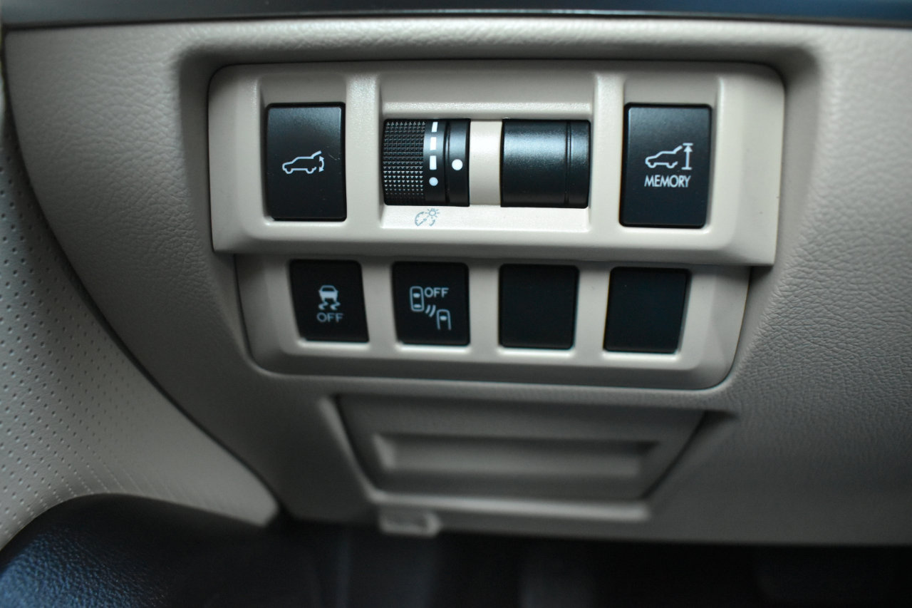 Used 2015 Subaru Outback 2.5i Limited w/ Protection Package #2 image 34