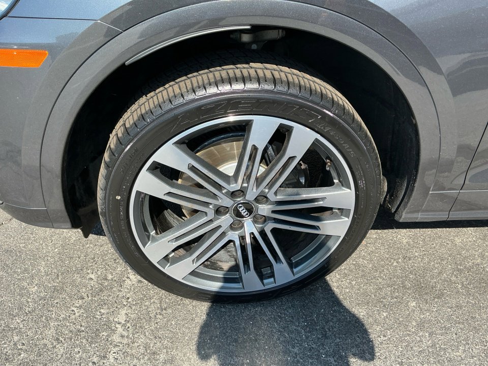 Used 2018 Audi SQ5 Prestige AWD/4WD image 26