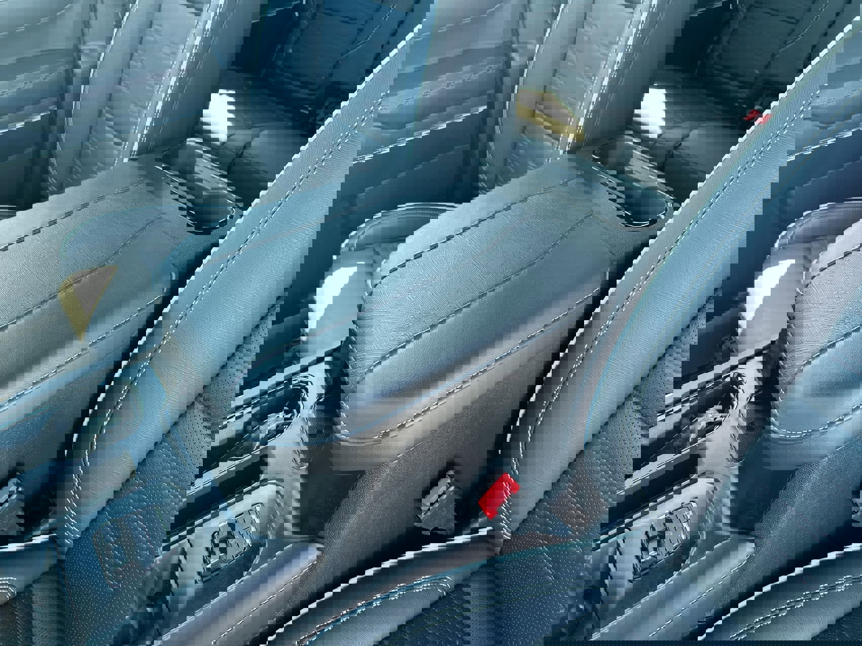 Used 2025 GMC Sierra 1500 AT4X image 21