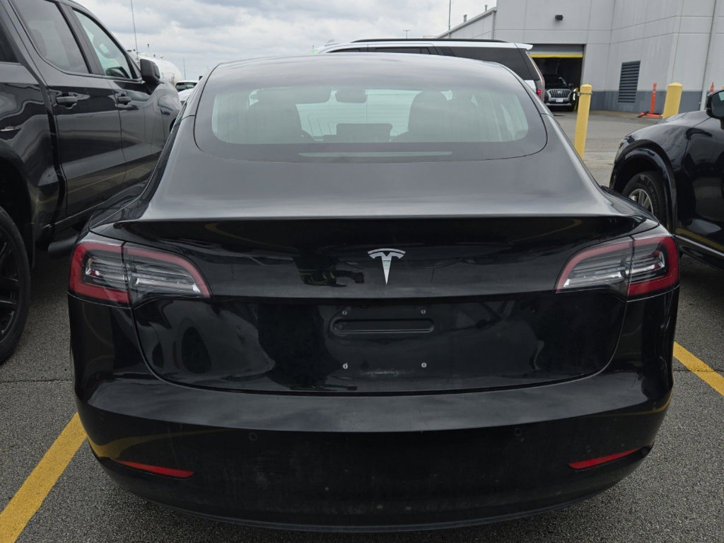 Used 2018 Tesla Model 3 Long Range image 6