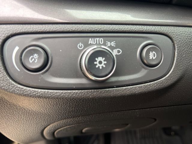 Used 2019 Buick Encore Sport Touring image 13