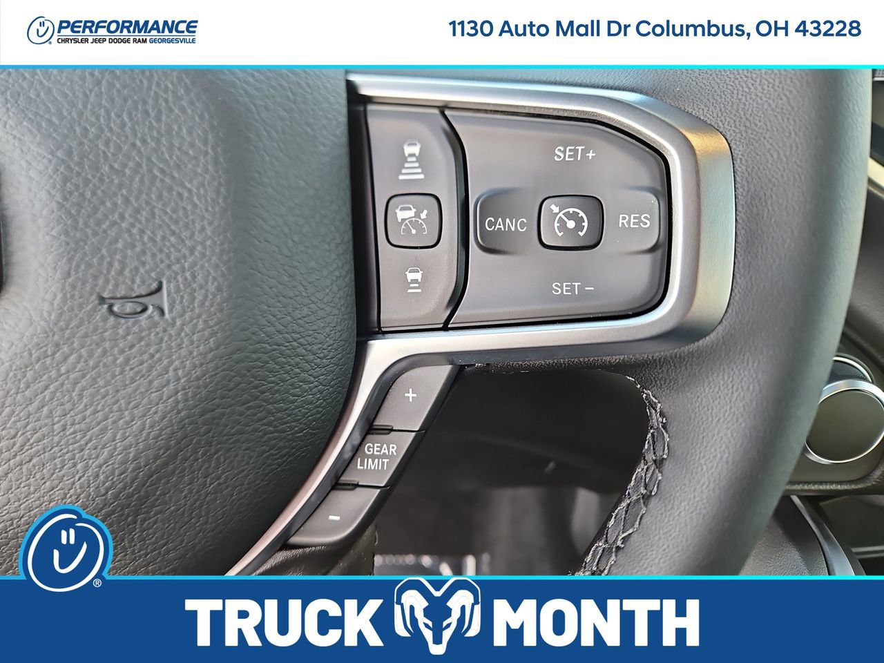 New 2026 RAM 1500 4x4 Crew Cab image 32