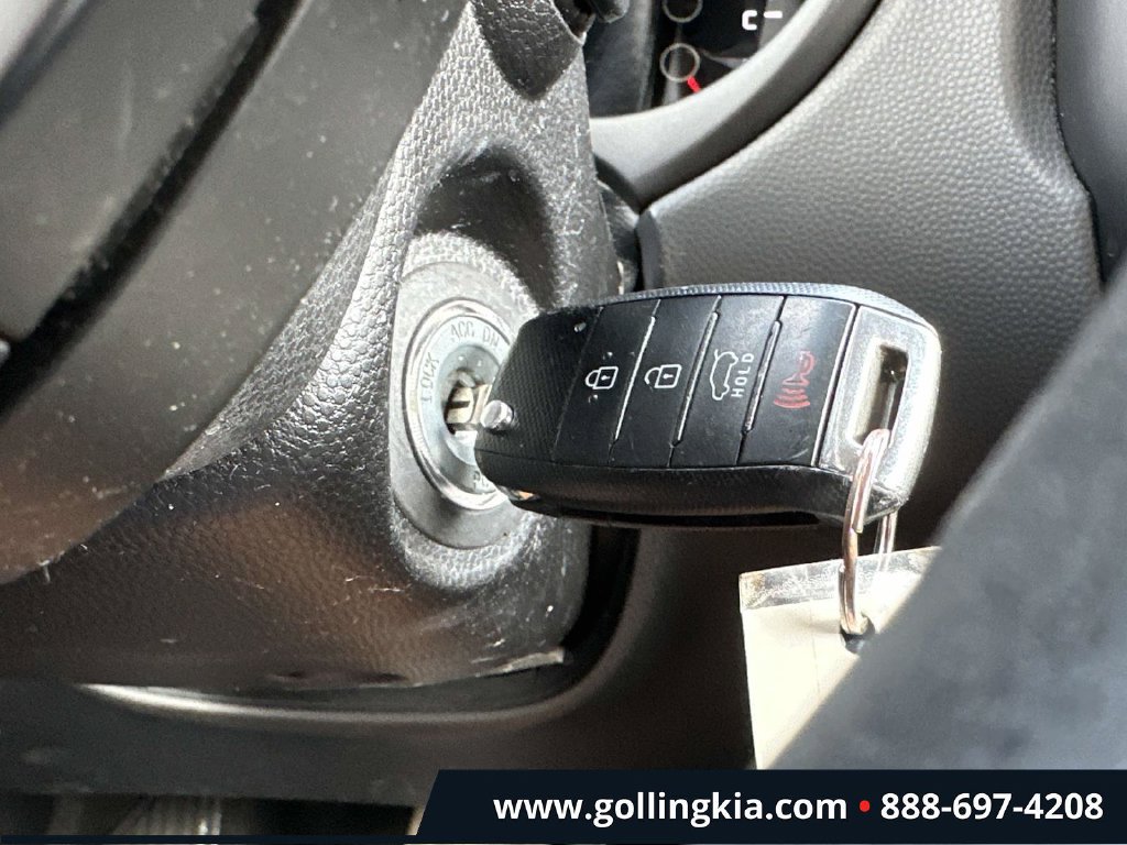 Used 2017 Kia Soul FWD image 30