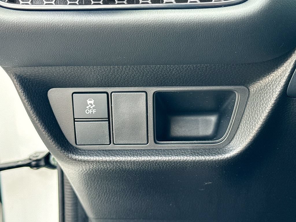 Used 2024 Honda HR-V LX image 6