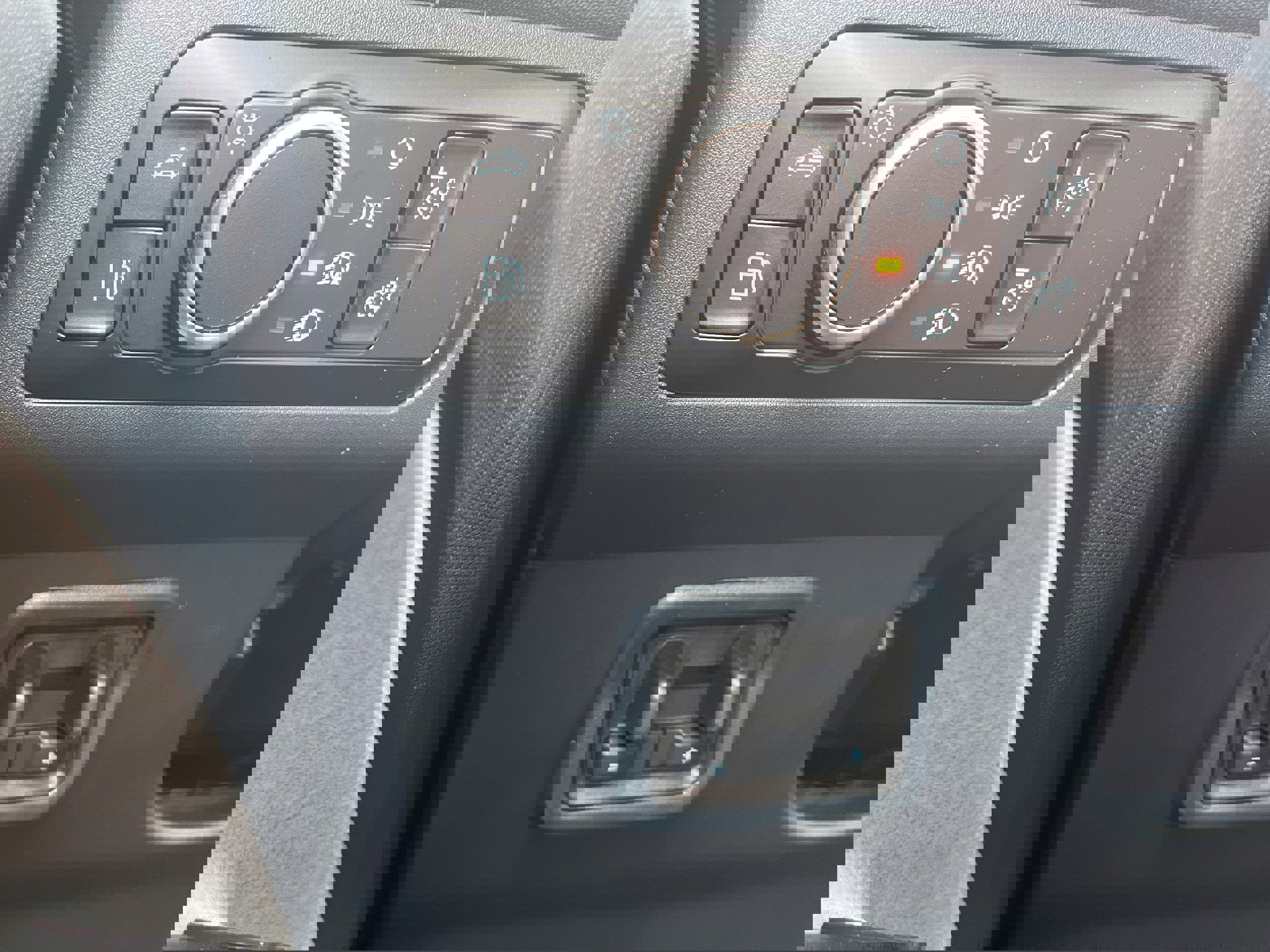 New 2025 Ford Maverick XLT w/ Equipment Group 301A image 20