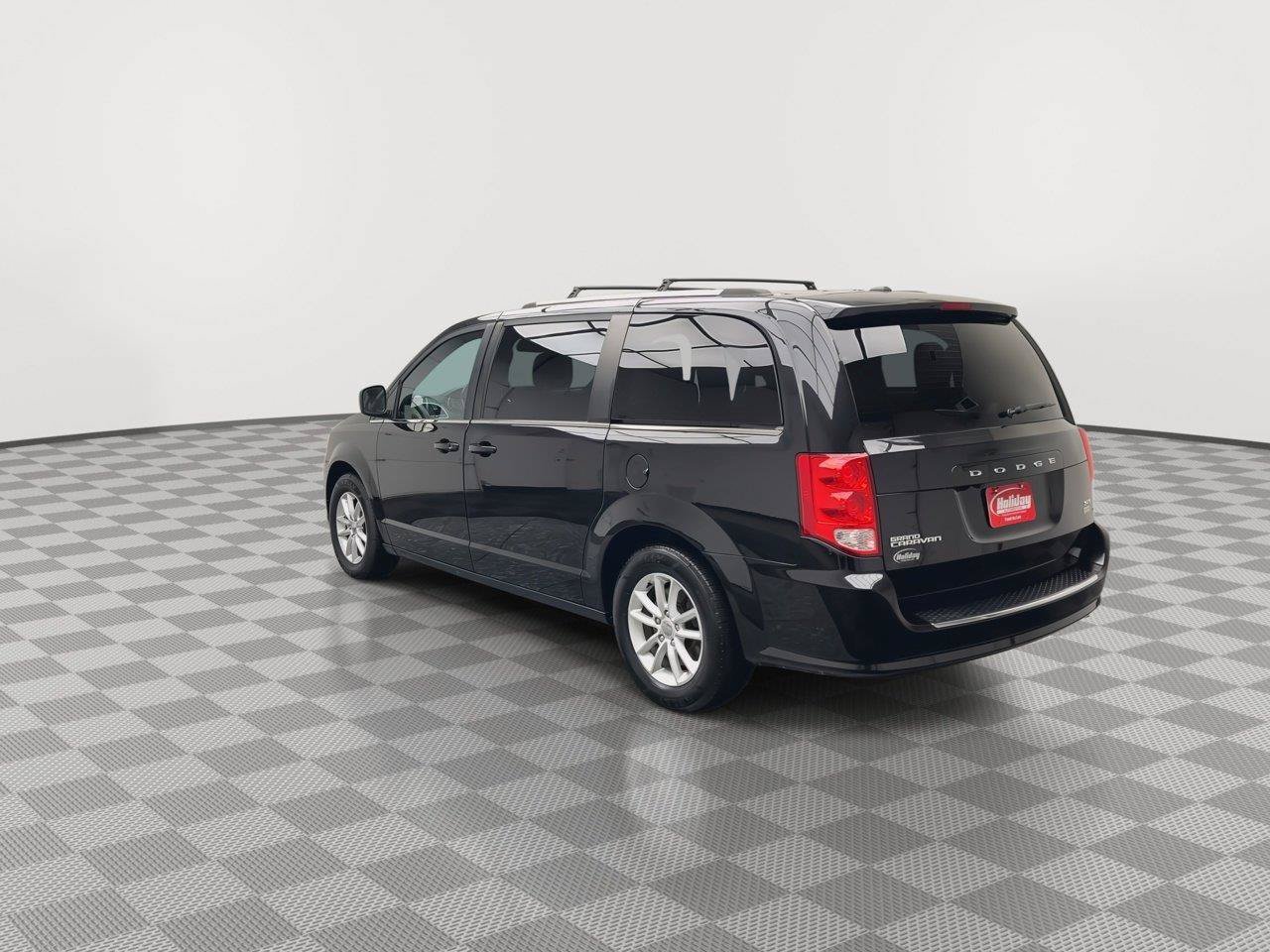 Used 2019 Dodge Grand Caravan SXT FWD image 31