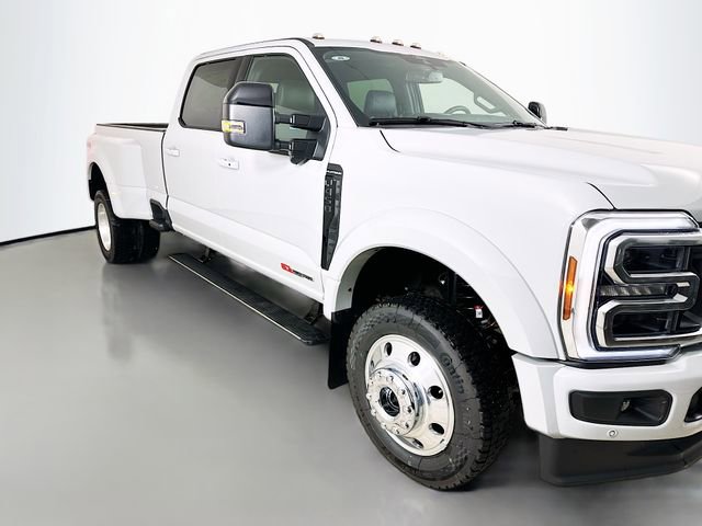 New 2026 Ford F450 Platinum image 1