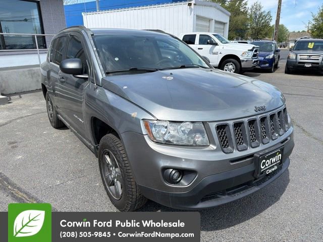 Used 2014 Jeep Compass Sport FWD image 3
