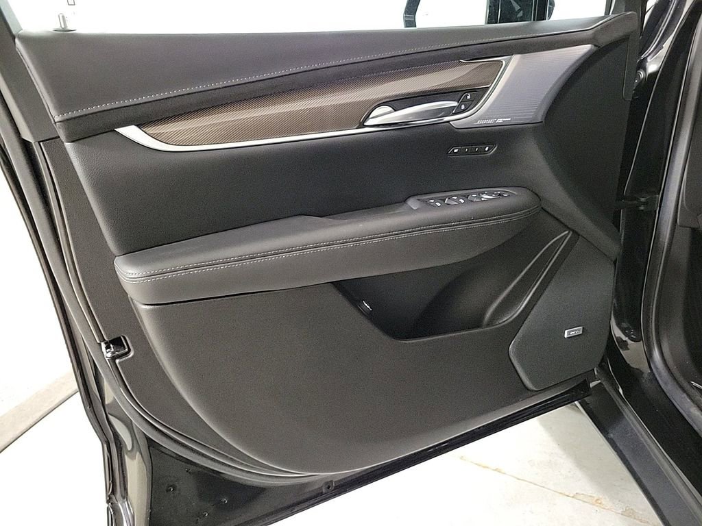 Used 2024 Cadillac XT5 Premium Luxury w/ Platinum Package image 23