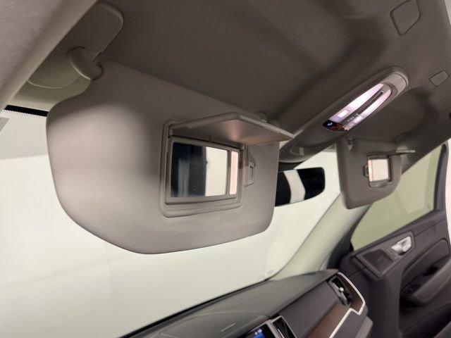 Used 2023 Volvo XC60 B5 Ultimate w/ Climate Package image 33