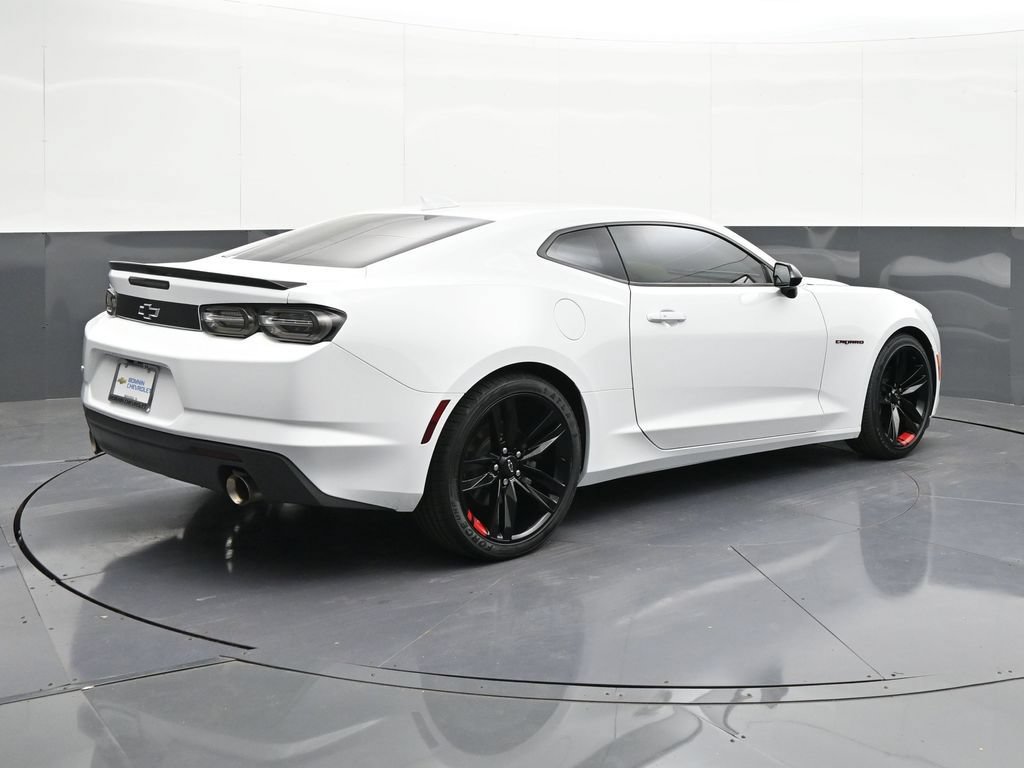 Certified 2023 Chevrolet Camaro LT w/ Redline Edition RWD image 5