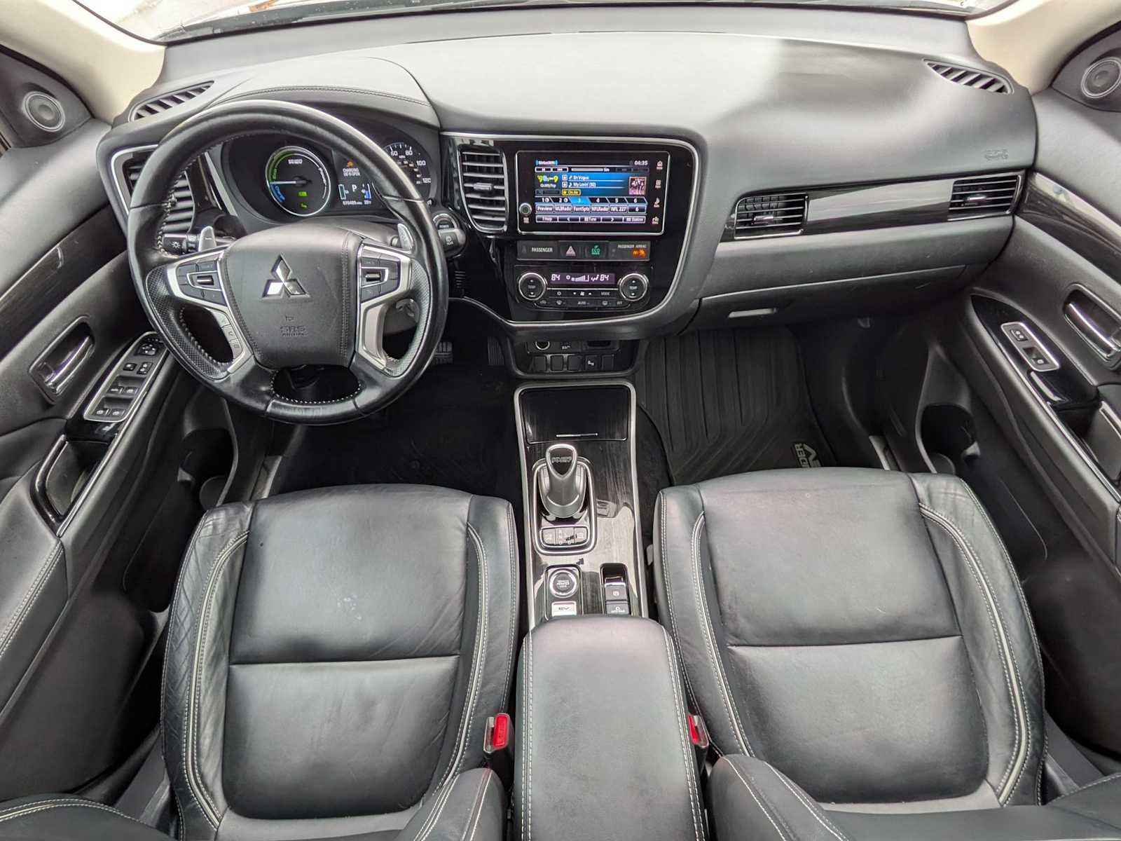Used 2018 Mitsubishi Outlander SEL image 14