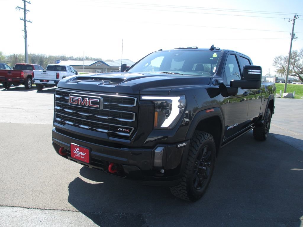 Used 2024 GMC Sierra 2500 AT4 w/ AT4 Premium Plus Package image 12