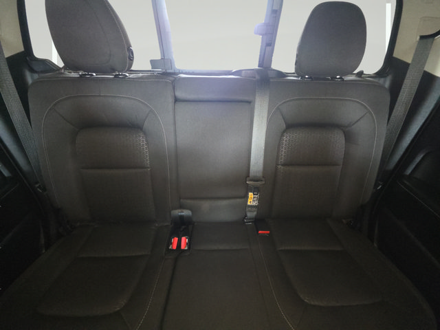 Used 2016 GMC Canyon SLE w/ SLE Convenience Package RWD image 22