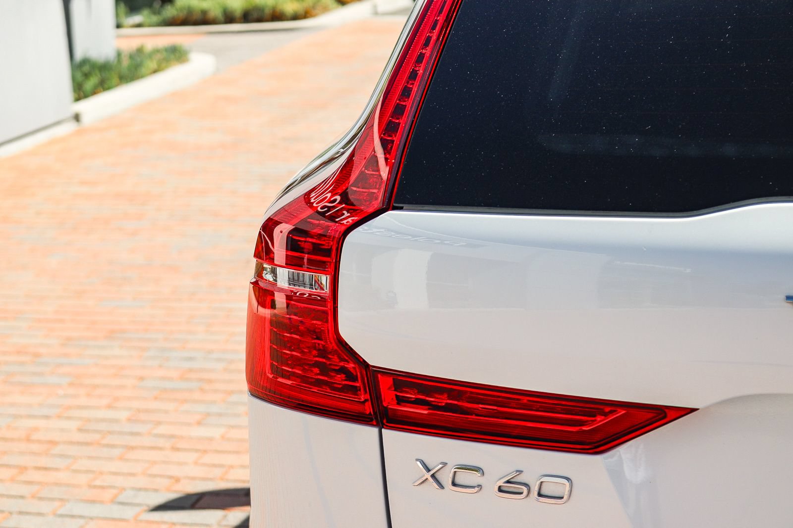 Used 2023 Volvo XC60 B5 Plus w/ Protection Package Premier FWD image 9
