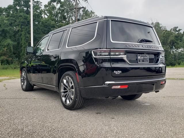 Used 2024 Jeep Grand Wagoneer Series III w/ Rear Seat Video Group 1 AWD/4WD image 5