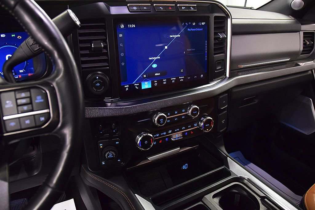 Used 2024 Ford F350 Platinum w/ Tremor Off-Road Package image 28