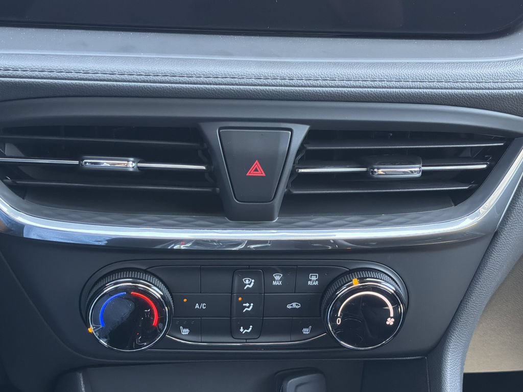 New 2026 Buick Encore GX Preferred w/ Comfort Package FWD image 6