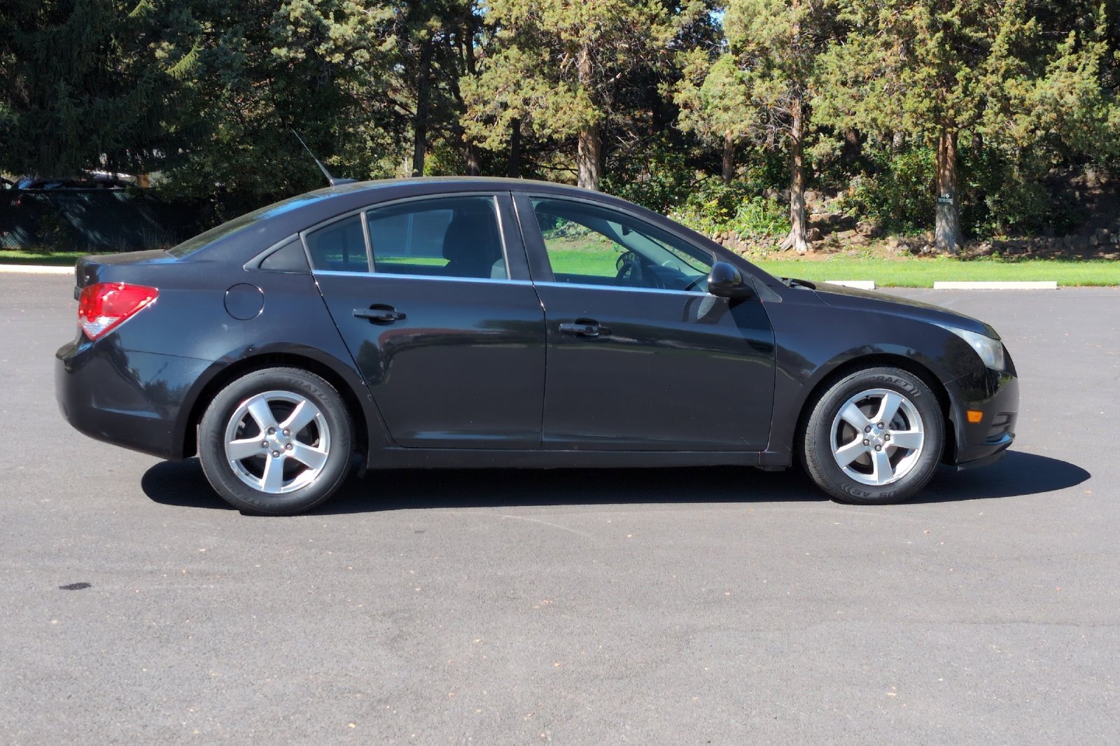 Used 2014 Chevrolet Cruze LT image 3