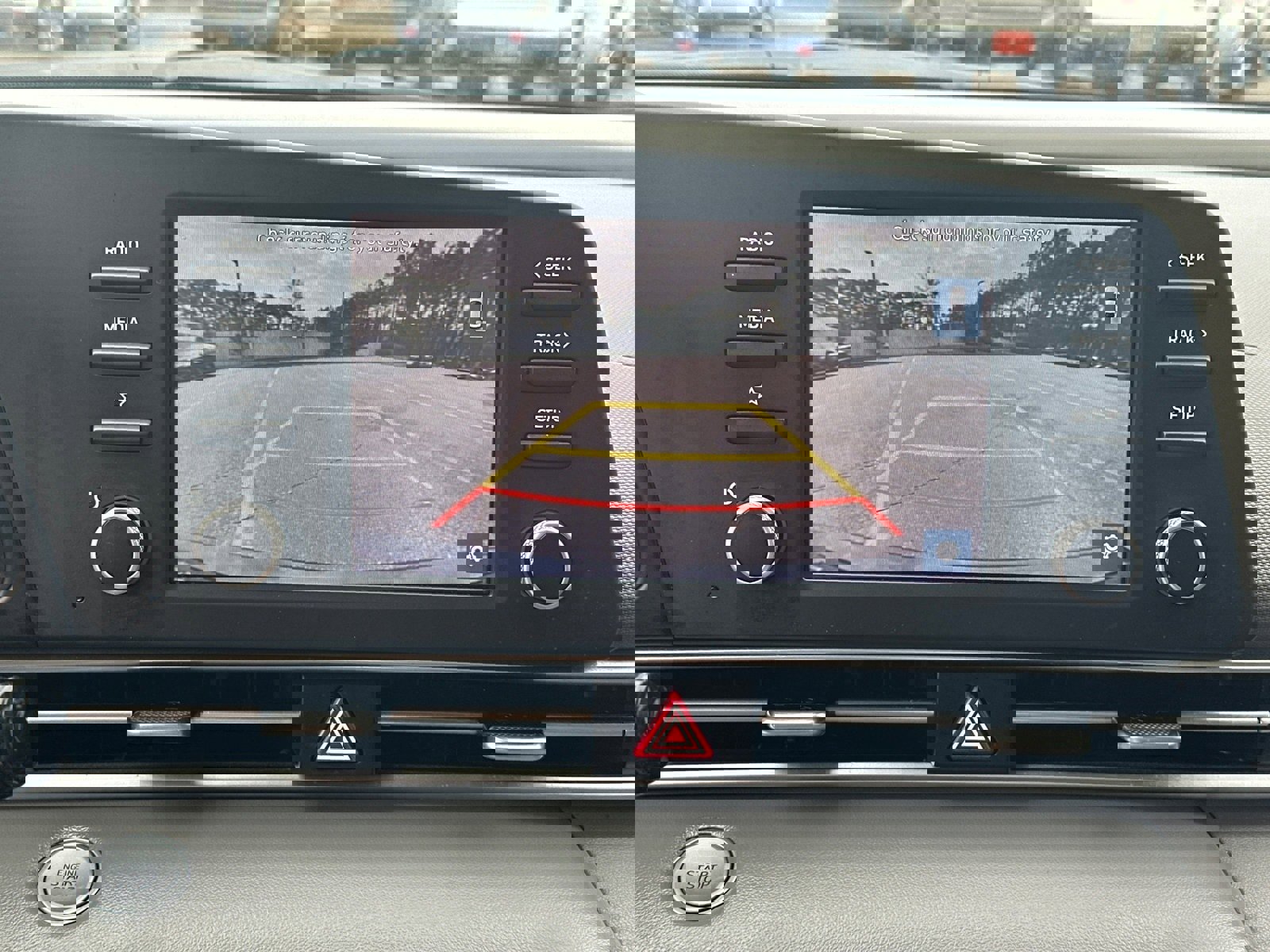 Used 2023 Hyundai Elantra SEL w/ Preferred Accessory Package image 28