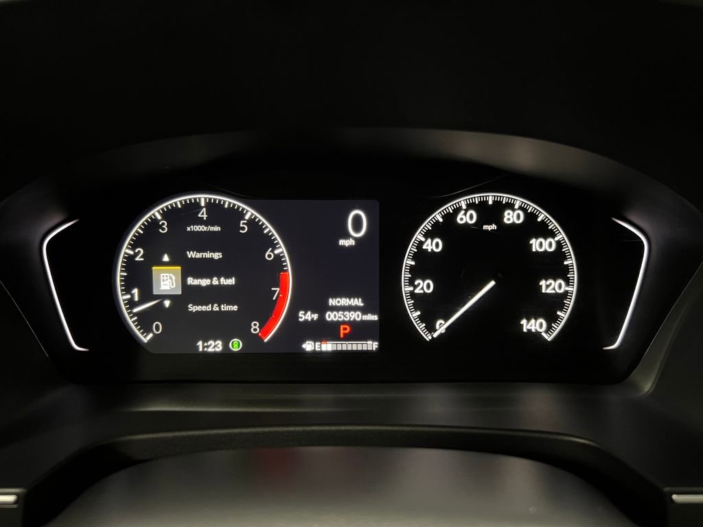 Used 2023 Honda Pilot Touring image 10