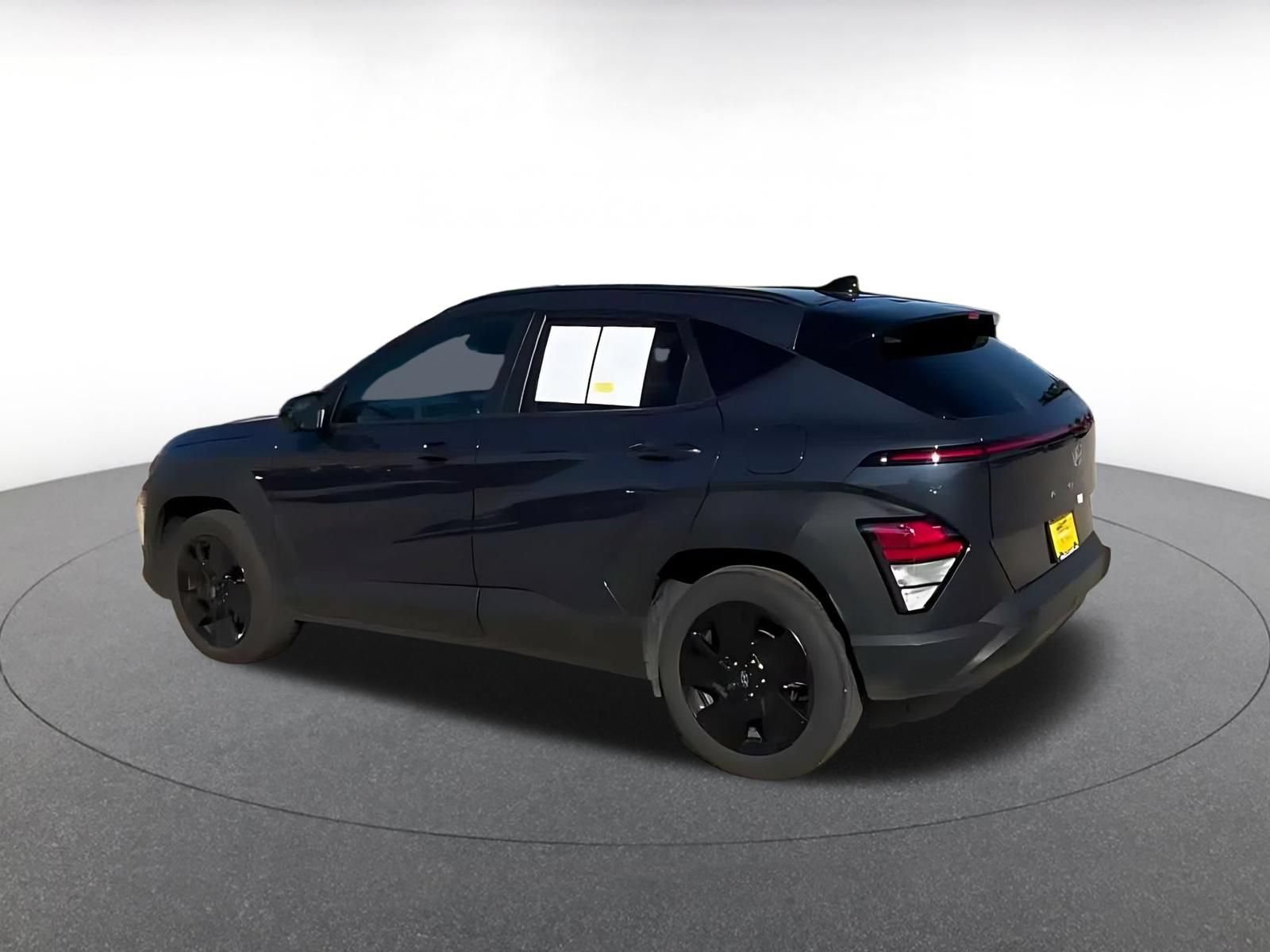 Used 2026 Hyundai Kona SEL Sport FWD image 8