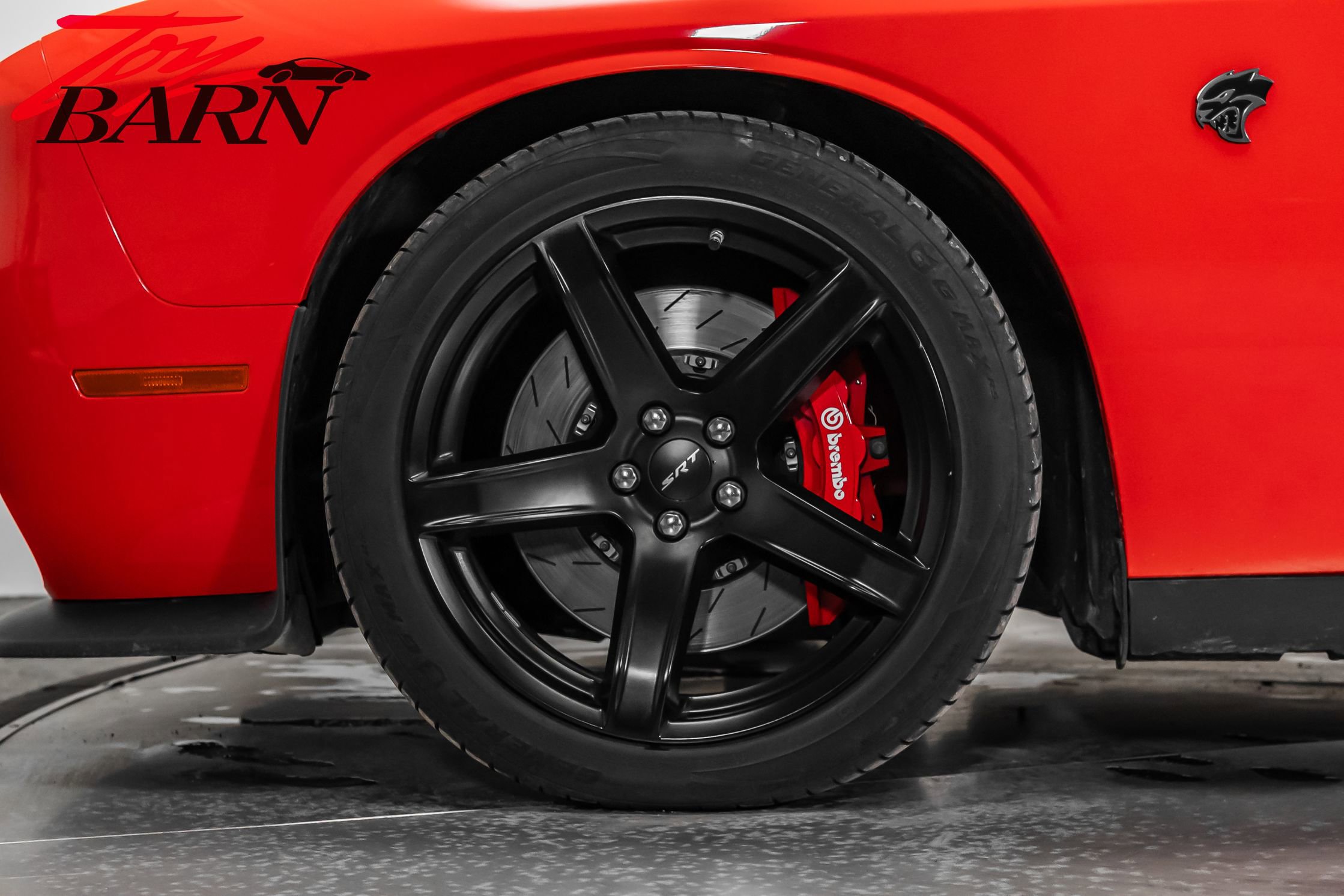 Used 2017 Dodge Challenger SRT Hellcat image 18