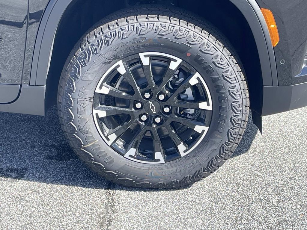 New 2026 Chevrolet Traverse Z71 w/ Enhanced Driving Package image 10