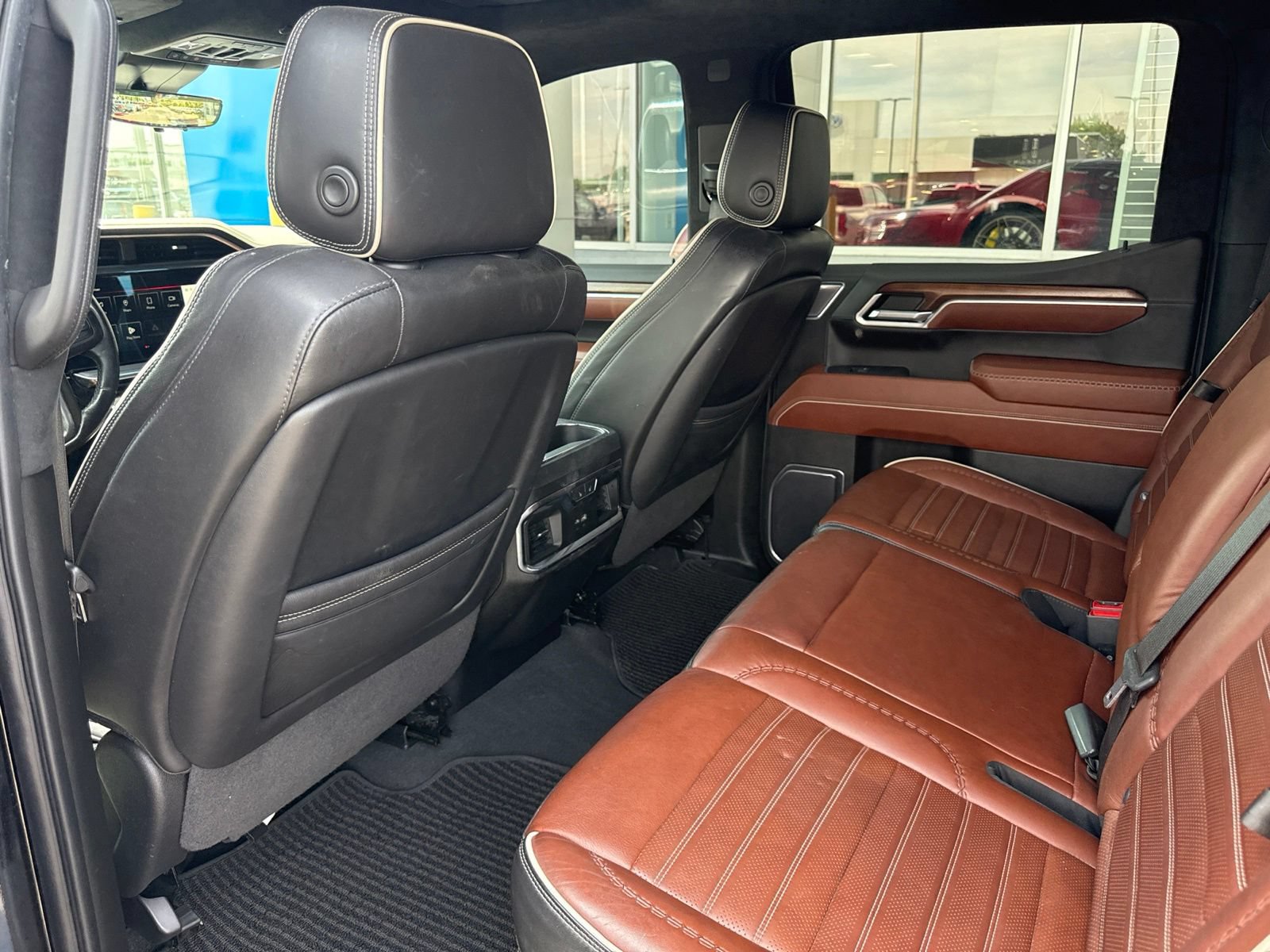 Used 2022 GMC Sierra 1500 Denali Ultimate AWD/4WD image 17