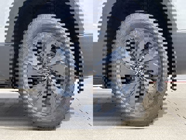 New 2025 Volkswagen Taos S image 10